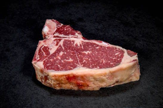T-Bone-SimIMG_6620 T-Bone Steak Dry Aged vom  Simmental Rind