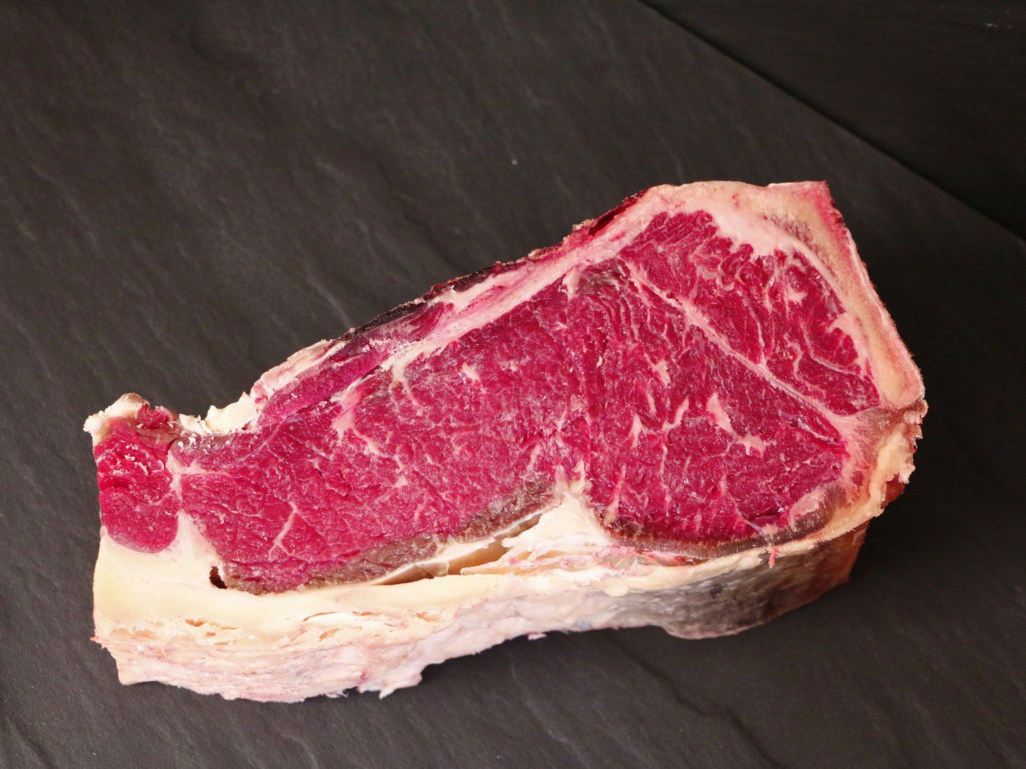 fg-Striploin-Drauf-Fette-Al Striploin Steak